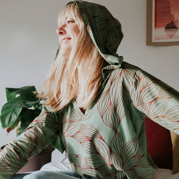 Elfarrow ✧Route✧ Green Cotton Crop Hoodie - Picture 3 of 10